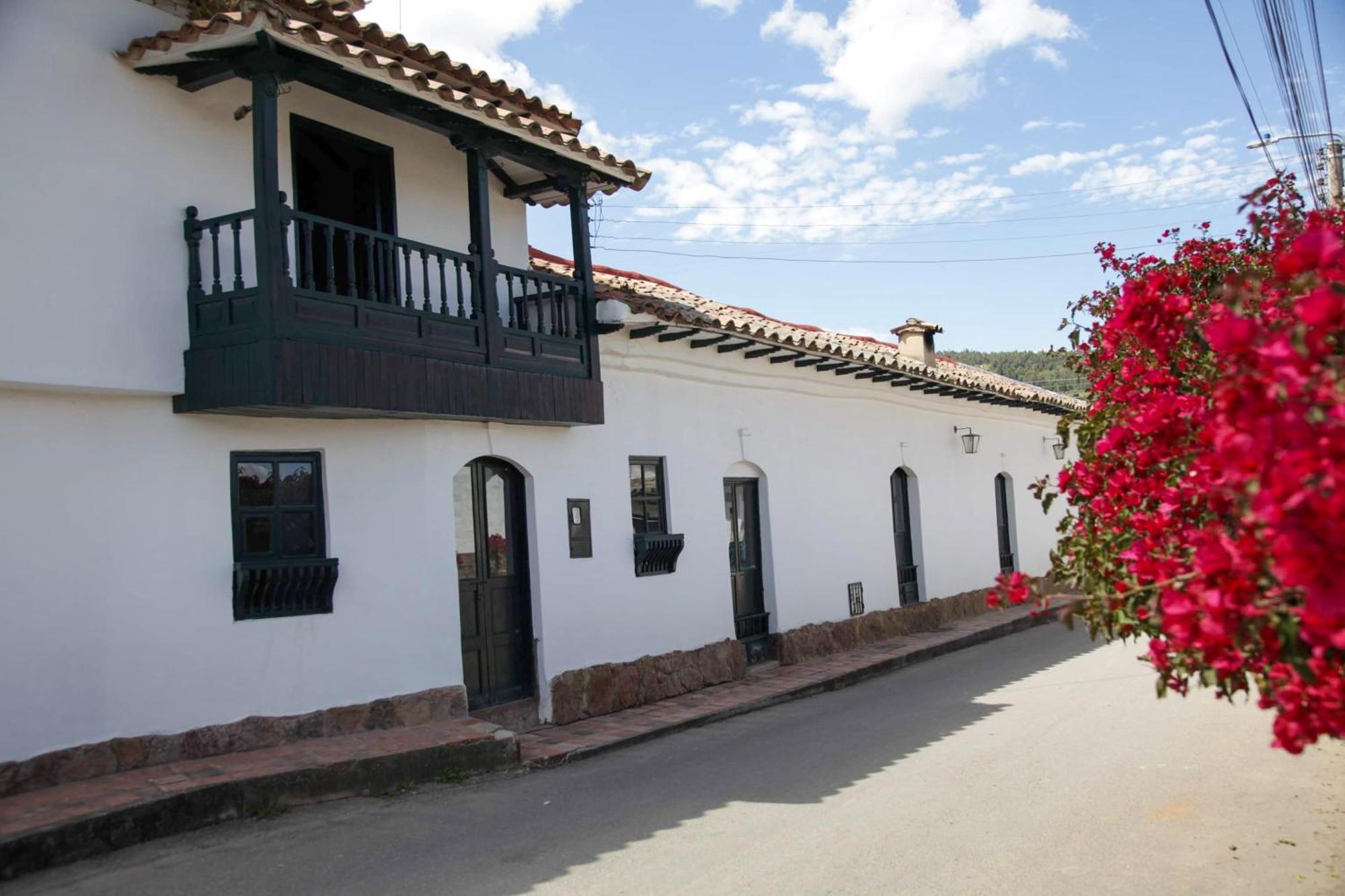 Hotel Casa Dante, Desde 1792! Tibasosa Zewnętrze zdjęcie